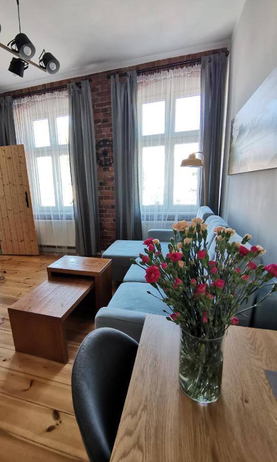 Apartamenty W Scislym Centrum Kupiecka-Drzewna Зелёна-Гура Экстерьер фото